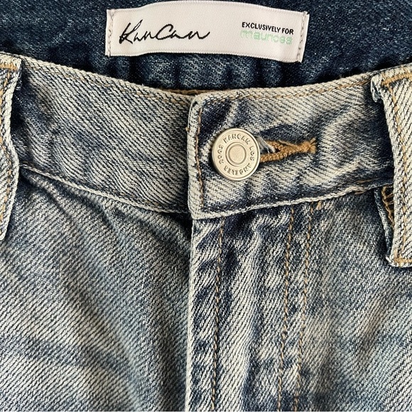 Kancan Estilo wide leg crop Distressed Hem in Light Wash Blue Size 26 crop - Picture 13 of 13